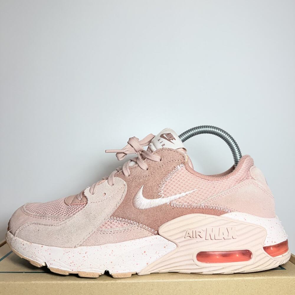 Nike Womens Size 8.5 Air Max Excee Pink Suede Leather Athletic Shoes Sneaker
